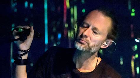 El concierto secreto de Yorke en Barcelona: Una noche mágica con el enigmático líder de Radiohead!